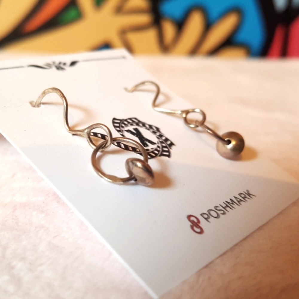 ⬇️ Dainty 1" Dangling Silver Bead Earrings